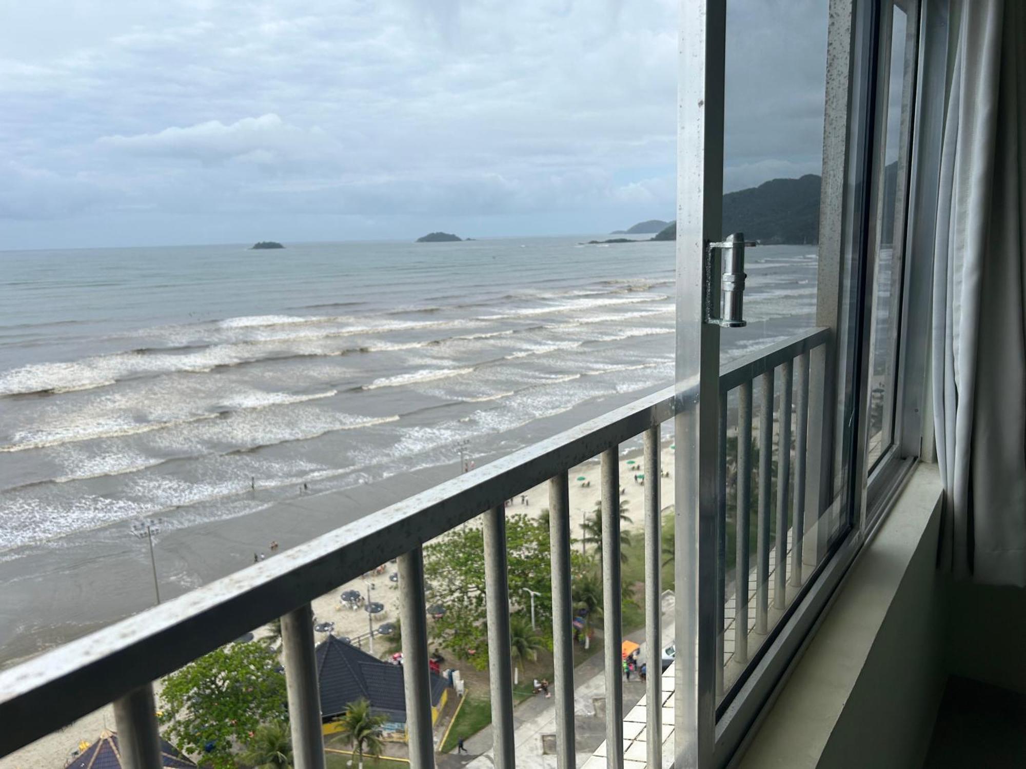 Apto Em Frente Ao Mar Predio Redondo Linda Vista Peruíbe 外观 照片